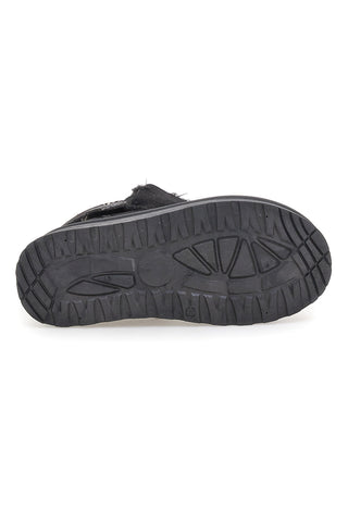 Schwarze Stiefeletten mit Glitzerherz und warmem Fellfutter