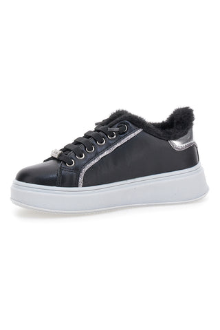Sneakers nere con pelliccia e dettagli metallici Grazie Girl 153451