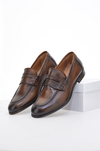 Braune Mokassins aus echtem Leder, hergestellt in Italien, Pittarello plus 1051