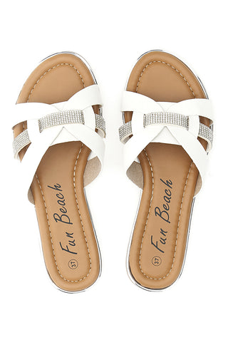 Fun Beach 14217 Weiße Damen-Hausschuhe mit gekreuzten Riemen und Strasssteinen