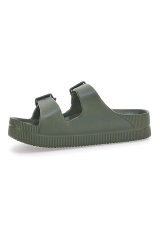 Grüne Gummischlappen mit doppeltem Riemen und Flatform 2T2L HM07