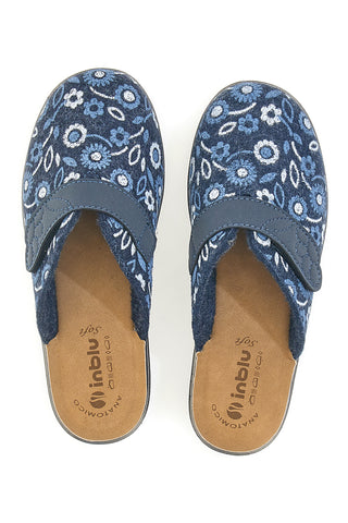 Blauer Slipper mit Blumenmuster, Klettverschluss und anatomischer Innensohle Inblu 15OD