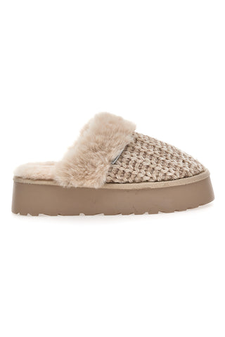 Pantofole beige intrecciate con interno in peluche Superga S79Y310