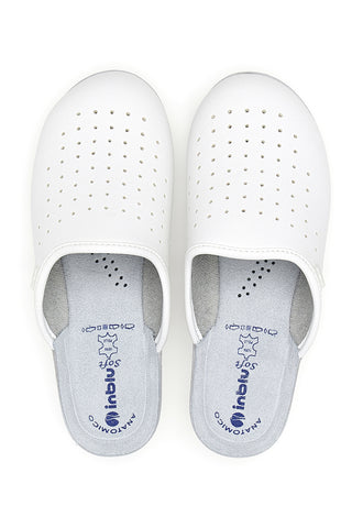 Inblu 5033 weiße perforierte Berufspantoffeln mit anatomischem Fußbett