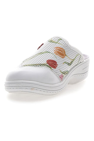 Die weißen Profi-Hausschuhe Mrs Chef 5533 mit Blumenstickerei