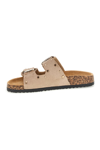 Ciabatte beige con fibbie e borchie Me & Me 15616