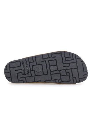 Braune Slipper mit doppelter Schnalle und rutschfester Sohle Pittarello Green Walk vegan 335CF038S
