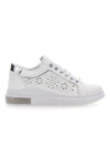 Weiße perforierte Sneakers mit silbernem Detail CAFE' COST BK2440