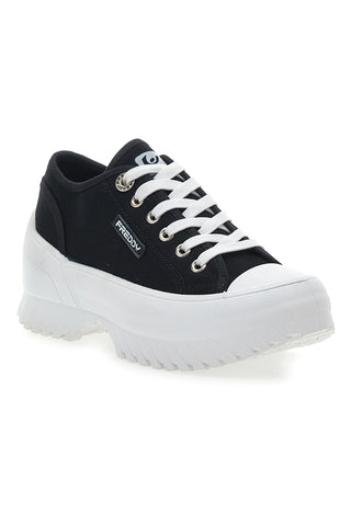 Schwarze Sneakers mit weißer Plateausohle FREDDY FY7601
