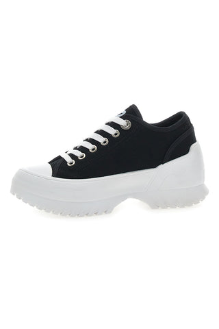 Schwarze Sneakers mit weißer Plateausohle FREDDY FY7601