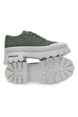 Grüne Sneakers mit Plateausohle FREDDY FY7679