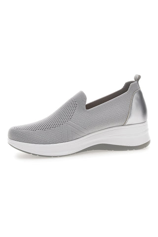 Silberne Loafer mit Mesh-Obermaterial und Plateau INBLU 41 IC