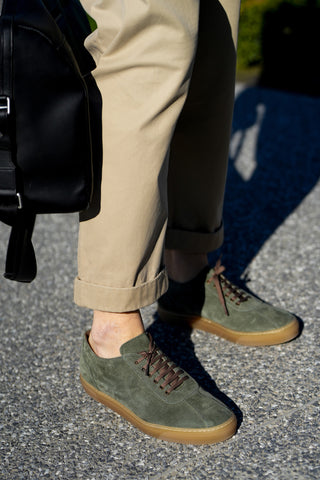 Grüne Schnürschuhe Made in Italy aus Wildleder Ptr 2020