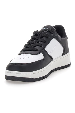 Levi's – Union Se – Schwarze und weiße Sneaker