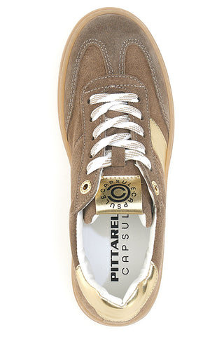 Sneaker aus braunem und platinfarbenem Leder mit goldenen Details von Pittarello Capsule Grace, Made in Italy.