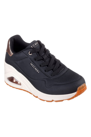 Schwarze Sneakers mit Keilabsatz und metallischen Details Skechers UNO Wedge Hi Steps