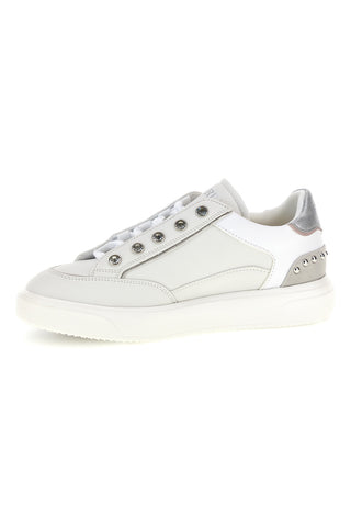 Weiße Turnschuhe mit Glitzer Ferre F763