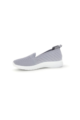 Graue Loafer aus perforiertem Stoff Prima riga p677