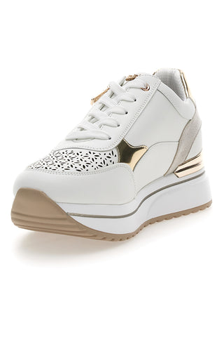 Sneakers bianche traforate con dettagli oro e zeppa Inblu 478IN