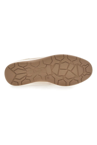 Inblu 67IC perforierte beige Slipper mit Clip und Keilabsatz