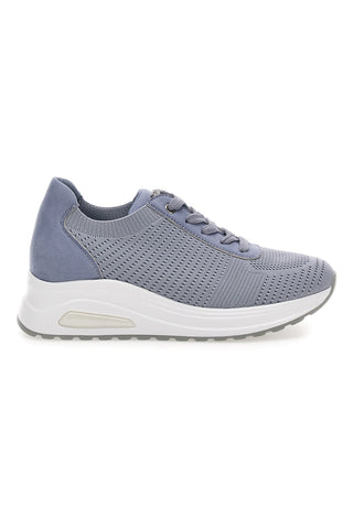 Sneakers azzurre in tessuto traspirante con zeppa Inblu 485IN