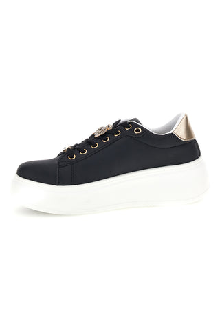 Schwarze Plateau-Schuhe mit goldenen Details „First Lady“ GB2019