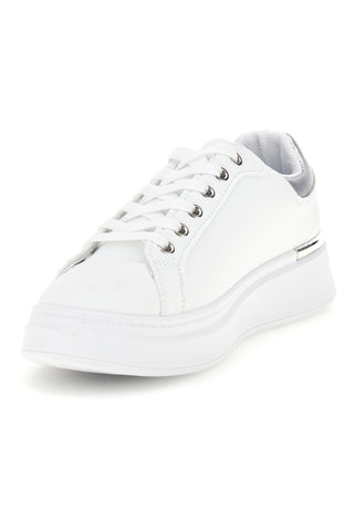 Scarpe bianche con dettagli argentati First lady GB2022