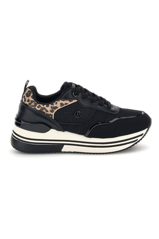 Schwarze Sneaker mit Animal-Print-Einsatz und Plateau von Inblu 507 In