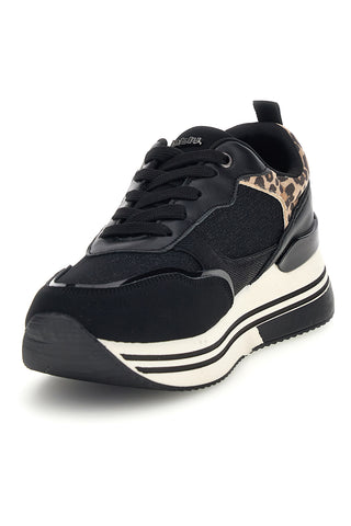 Schwarze Sneaker mit Animal-Print-Einsatz und Plateau von Inblu 507 In