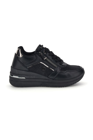 Schwarze Sneaker mit erhöhtem Profil von Inblu 511 IN