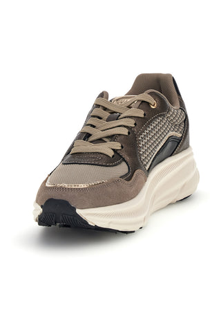 Taupefarbene Sneaker aus Mesh mit schwarzen Einsätzen und goldenen Details – Pittarello Capsule 8W24679