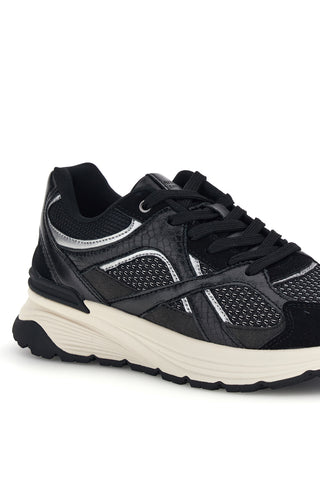 Schwarze Sneaker aus Mesh mit silbernen Einsätzen – Pittarello Capsule 8W25210