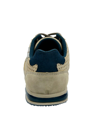 Sandfarbene Schnürschuhe mit Obermaterial aus perforiertem Leder BUGATTI 321A3801