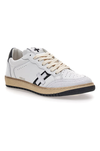 Weiße Leder-Sneaker mit schwarzen Details von Pittarello Plus Aurelius, Made in Italy.