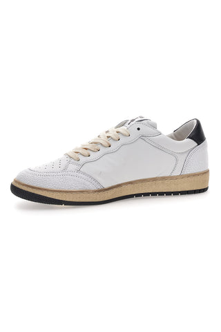 Weiße Leder-Sneaker mit schwarzen Details von Pittarello Plus Aurelius, Made in Italy.