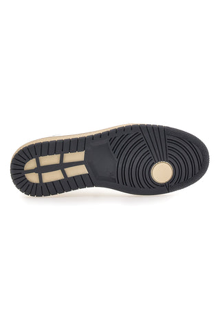Weiße Leder-Sneaker mit schwarzen Details von Pittarello Plus Aurelius, Made in Italy.