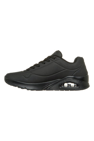 Schwarze Schuhe mit sichtbarem Airbag und Memory Foam Skechers UNO STAND ON AIR