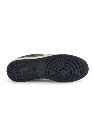 Braune Sneaker mit blauen Details und zweifarbiger Sohle Carrera CAM237176838