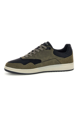 Sneaker in Militärgrün mit schwarzen Einsätzen und geprägtem Carrera-Logo CAM23716N7720