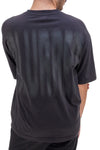 T-shirt nera con scritta 