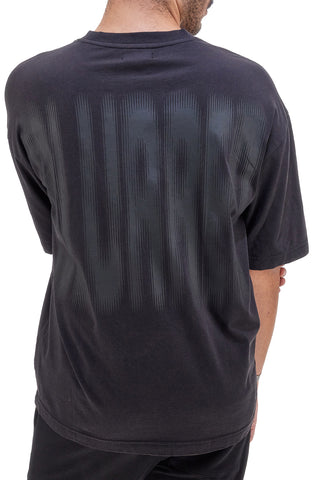 Schwarzes T-Shirt mit „Blurred“-Schriftzug auf der Rückseite BOARDMAN 1005