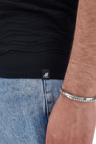 Maglia nera a maniche corte con lavorazione a rilievo U.S. GOLF CLUB S51224