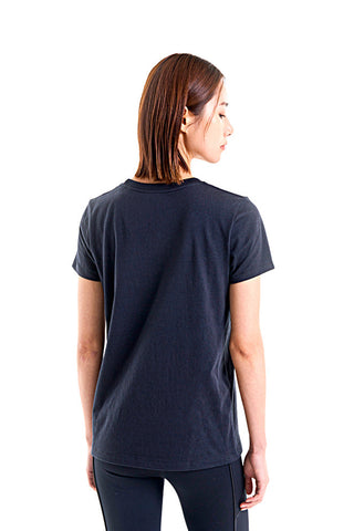 UNDER ARMOUR RIVAL LOGO SS Schwarzes T-Shirt mit Rundhalsausschnitt und weißem Logo auf der Brust