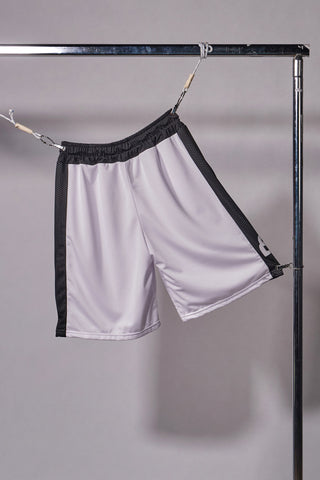 BOARDMAN BRDM6 Kniehohe perforierte Sportshorts in Schwarz und Weiß