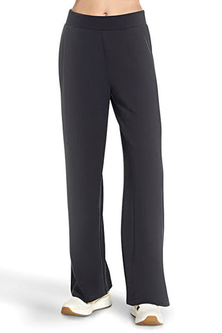 Weiche schwarze Hose mit weitem Bein und elastischem Bund: Skechers Cozy Luxe Relaxed Pant PT301