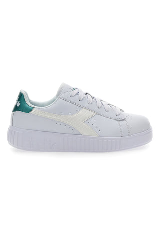 Weiße Sneakers mit Schnürsenkeln Diadora Game Step GS Glazed