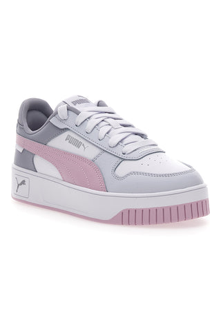 Puma Carina Street Sneakers in Weiß und Grau