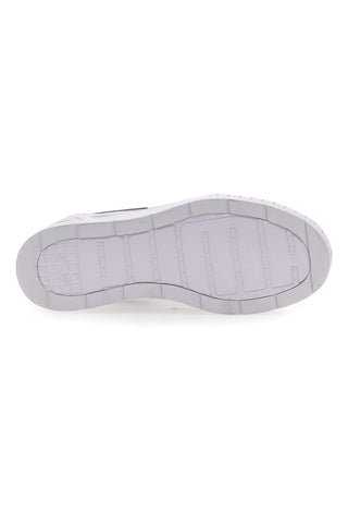 Schwarze Turnschuhe mit Keilabsatz von Puma Karmen