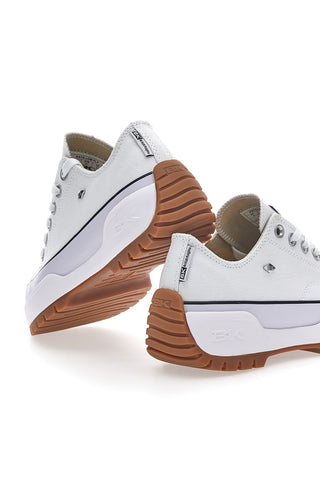 Weiße Canvas-Sneaker mit British Knights Kaya Low Fly-Plattform