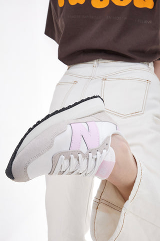 New Balance 237 Damen-Sneaker in Weiß und Rosa